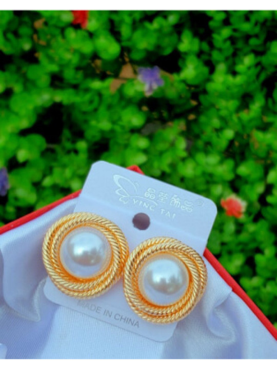 Vintage Big Pearl Stud Earrings for Women