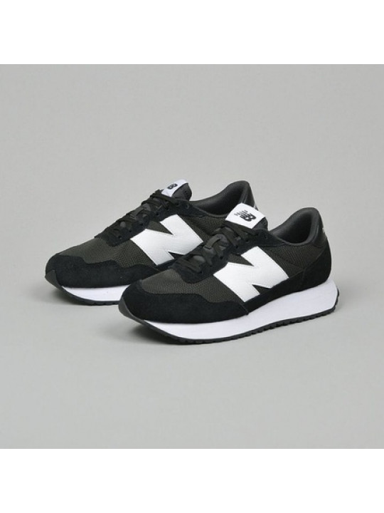 New Balance 237 'Black/White' Sneakers