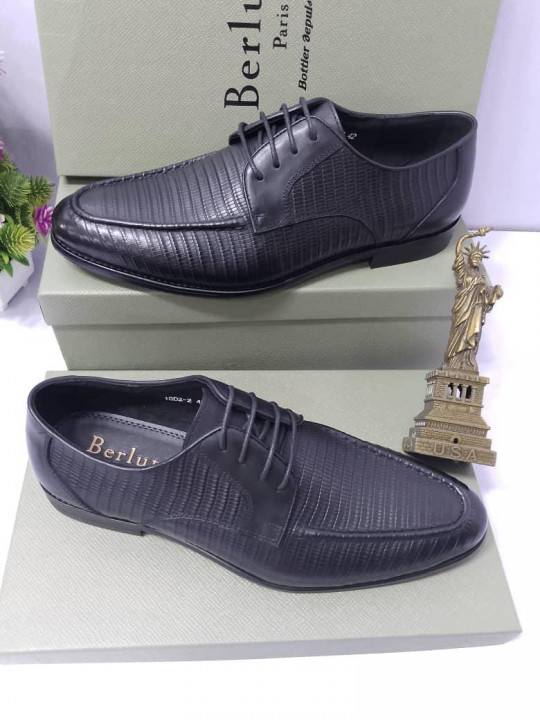 New Men's Berluti Paris Lizard Leather Shoe | Black